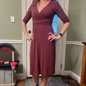 Anthropologie Maeve 3/4 sleeve v-neck stretch midi dress